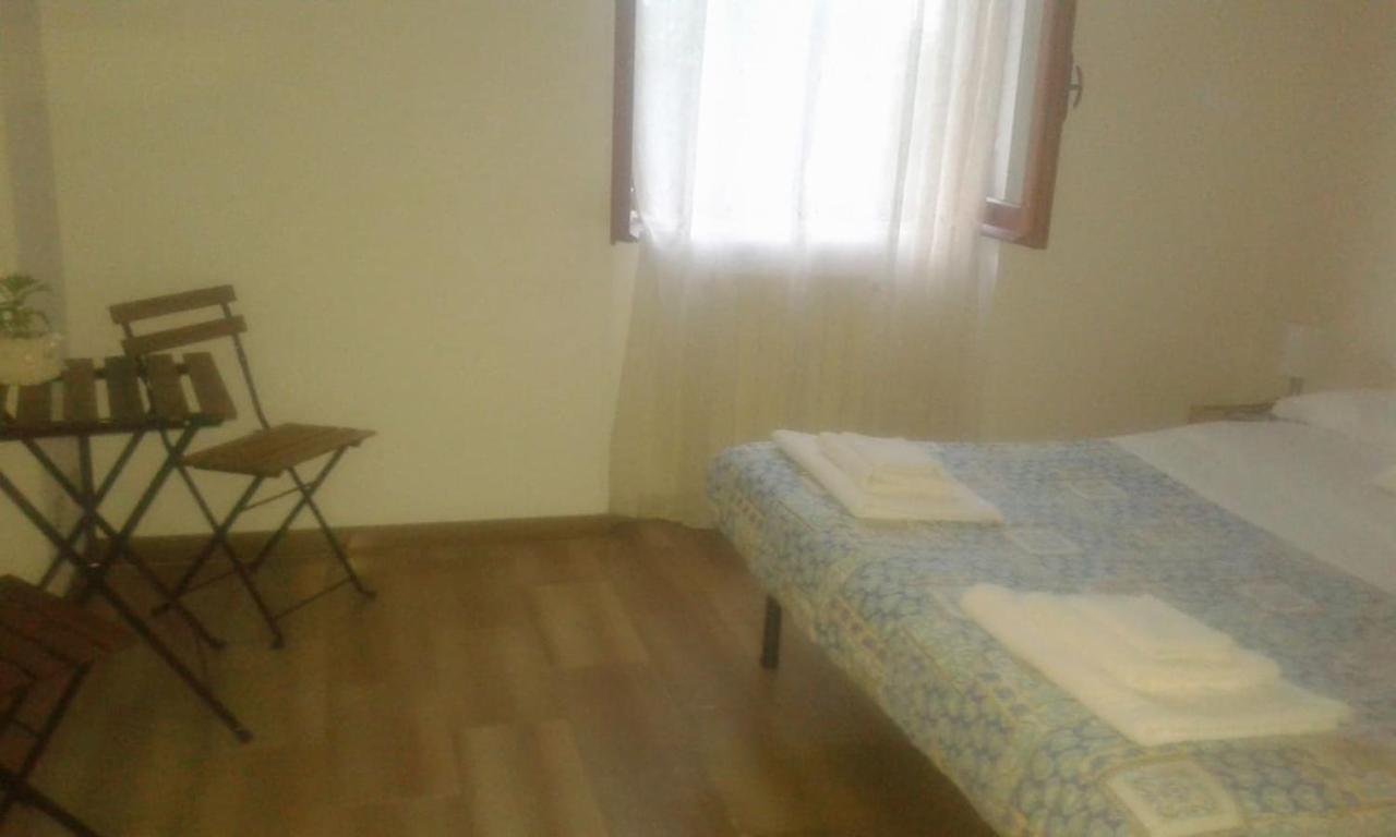 Villa Lucia Affitta Camere Formia Exterior photo
